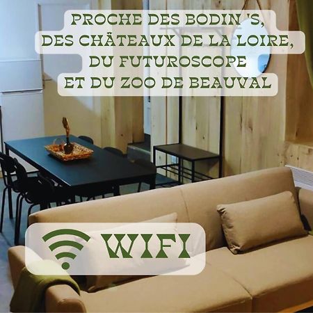 Appartement 2 Chambres Avec Wifi Centre De Descartes Exterior foto