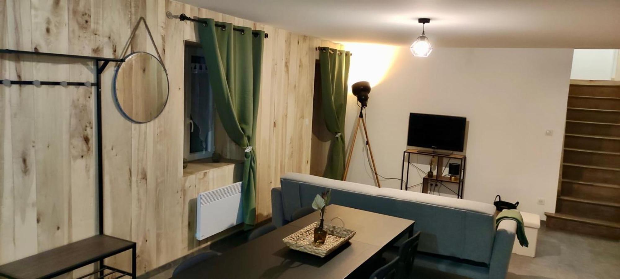 Appartement 2 Chambres Avec Wifi Centre De Descartes Exterior foto